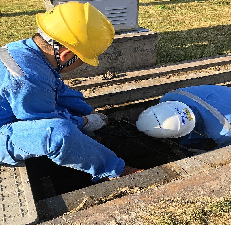 南方電網(wǎng)供電局開(kāi)展防潮專項(xiàng)檢查保電網(wǎng)安全_重復(fù)